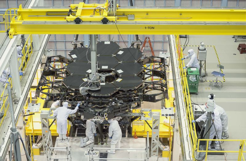 Aww Yeah, the James Webb Space Telescope Has Half Its Mirrors!