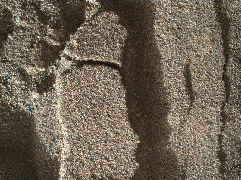 For the First Time Ever, a Rover Has Ventured Onto a Martian Sand Dune