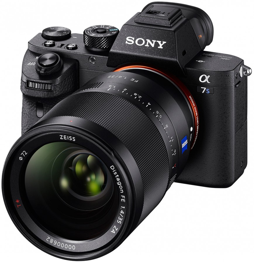 Sony Alpha A7S II, официальный портрет