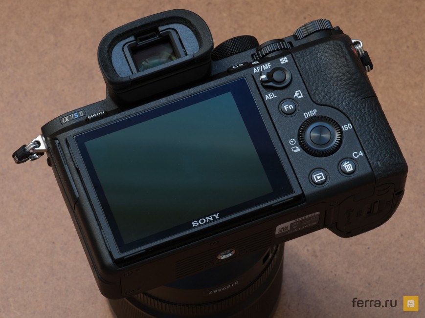 Экран и видоискатель Sony Alpha A7S II