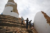 
De door een aardbeving verwoeste Dharahara toren in de Nepalese hoofdstad Kathmandu.
