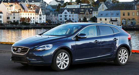 Volvo V40 D4 2014