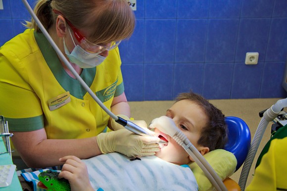 Закись азота полезна в стоматологии...