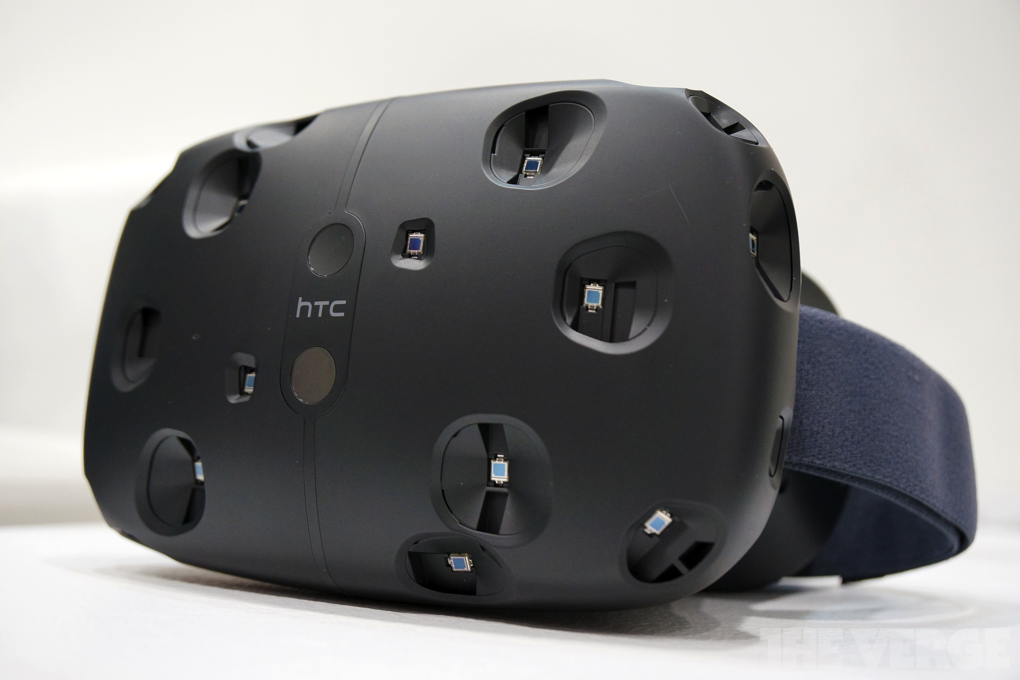 VR-гарнитура Vive поступит в продажу в апреле 2016 года
