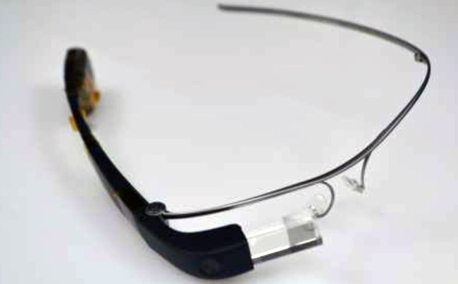 Первые фотографии обновлённой гарнитуры Google Glass