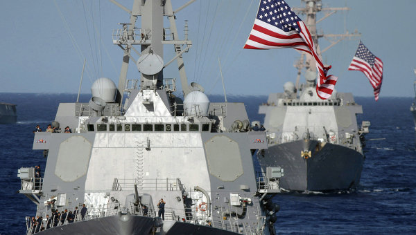 Ракетные эсминцы ВМС США. Архивное фото.