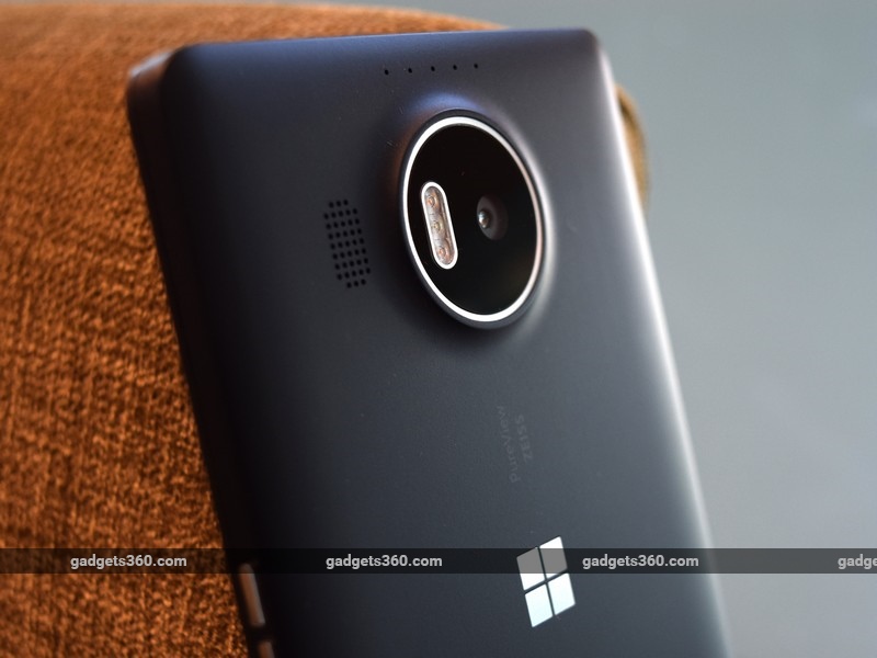 Microsoft_Lumia_950XL_camera_angle_ndtv.jpg
