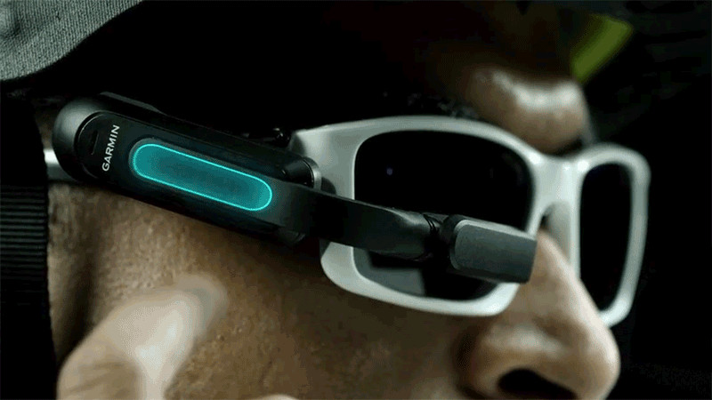 Garmin's Varia Vision Turns Your Oakleys Into a Cycling-Focused Google Glass