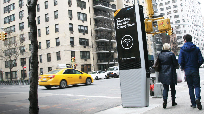 NYC's New Gigabit Wifi Hotspots Work Like Payphones From the Future