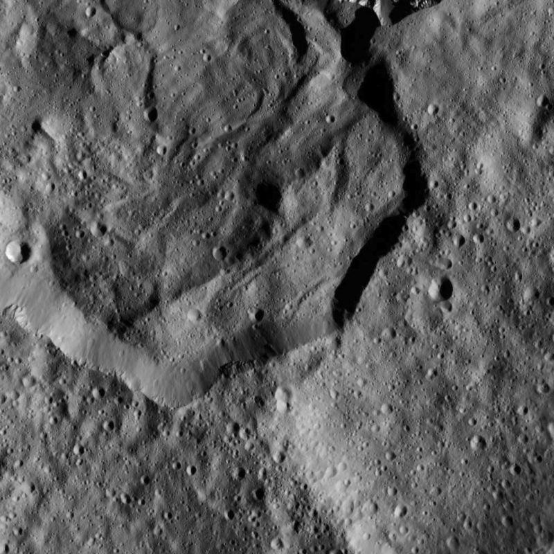 There's Something Surprising Lurking in Ceres' Mysterious Bright Spots