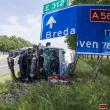 image Trucker-politiebus-crash-a58-07.jpg