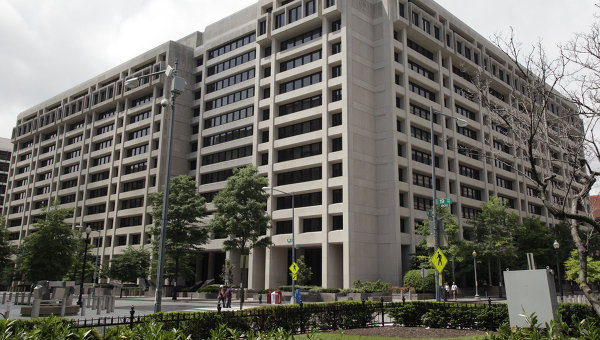 Главное здание Международного валютного фонда в Вашингтоне. Архивное фото