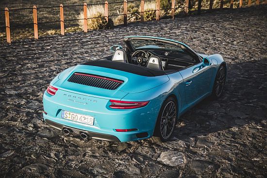 Porsche 911 Carrera S Cabriolet