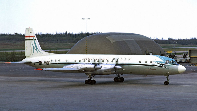 27 Stylish Airliner Liveries From The Past