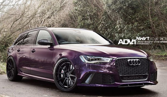 Audi RS6 met purple swag