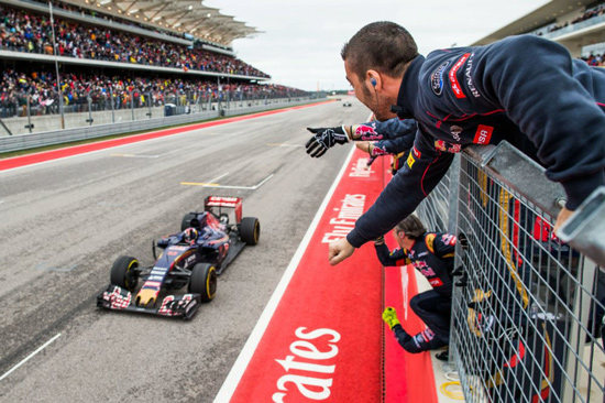 Max Verstappen als vierde over de finish