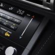image Lexus-IS300h-13.jpg