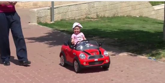 Kinderhaat: Frans echtpaar wil dochter Mini Cooper noemen
