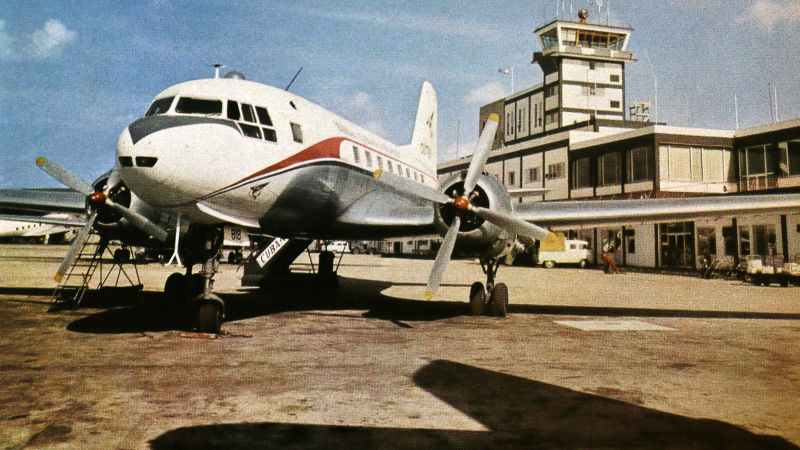 27 Stylish Airliner Liveries From The Past