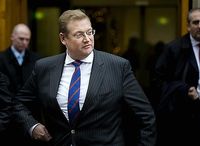 
Minister Van der Steur wil een einde aan onbedoelde schending van de privacy.
