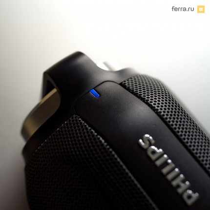Индикатор питания и работы Bluetooth