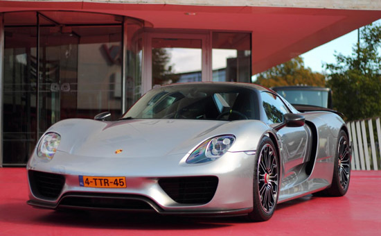 Porsche roept de 918 Spyder weer terug
