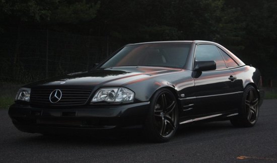 Deze 500SL [R129] met 600 pk is heter dan de zon