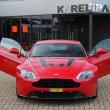 image Aston-Martin-V12-Vantage-marktplaats-rood-14.jpg