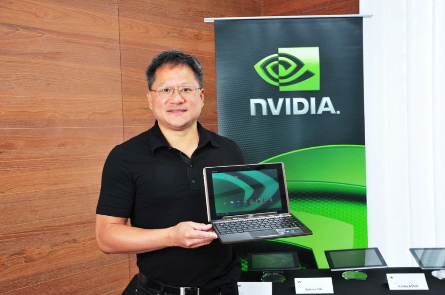 Глава NVIDIA Дженсен Хуан уверен, что пока ноутбуками остаётся первенство в процессорной и игровой мощи — они не погибнут