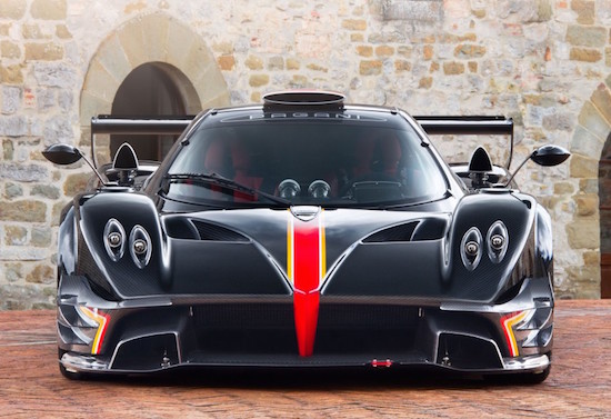 Pagani Zonda Revolucion pakt Nürburgringrecord: 6:30!