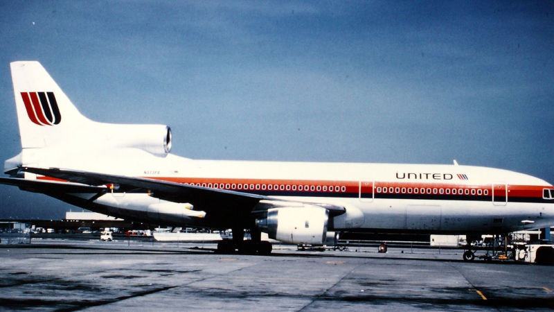 27 Stylish Airliner Liveries From The Past