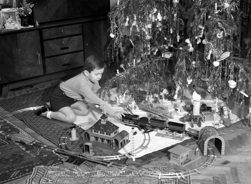 A Brief Pictorial Account of What Children Got for Christmas Decades Ago