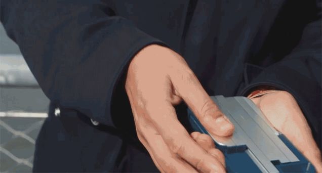 Can You Really Hate a Selfie Stick That Cleverly Transforms Into a Smartphone Case?