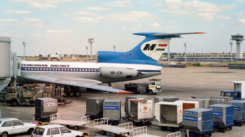 27 Stylish Airliner Liveries From The Past