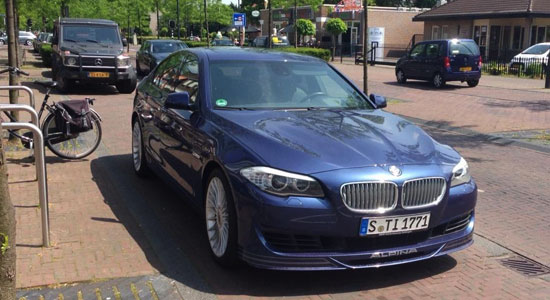 Alpina B5 B10 op Duitse platen. Iets meer dan 150 pk.