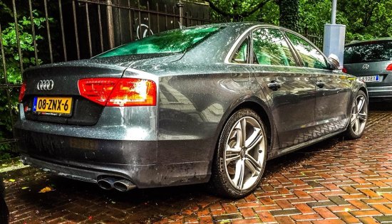 Audi S8