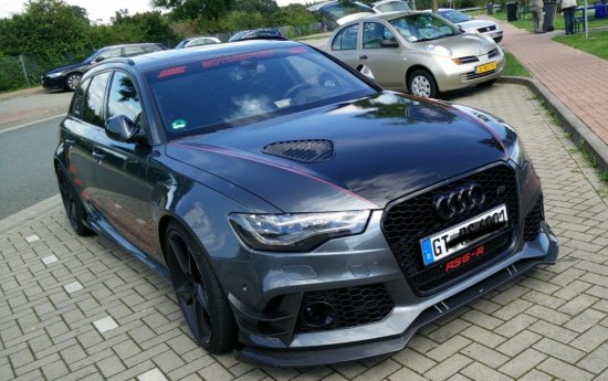 Audi RS6-R