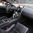 image Aston-Martin-V12-Vantage-marktplaats-rood-16.jpg