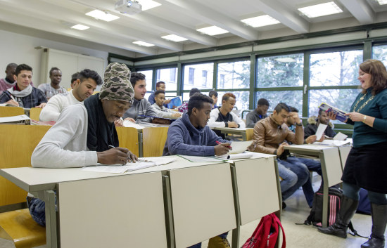 Vluchtelingen in de schoolbanken