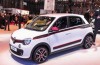 Renault Twingo drift the trading floor on