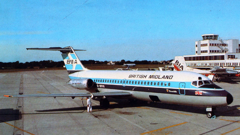 27 Stylish Airliner Liveries From The Past