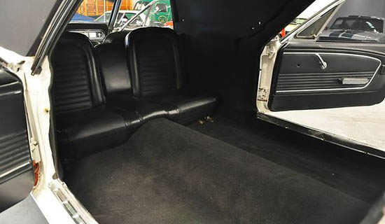 Ford Mustang Limo is bizar