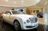 Bentley Mulsanne Majestic: for men in white dresses
