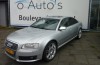 Bend it like Beckham with this thick Audi S8 V10