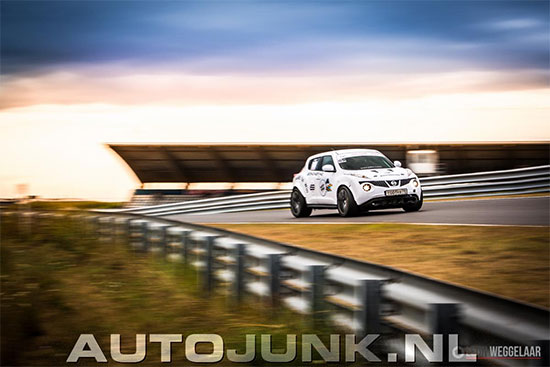 Nissan Juke R