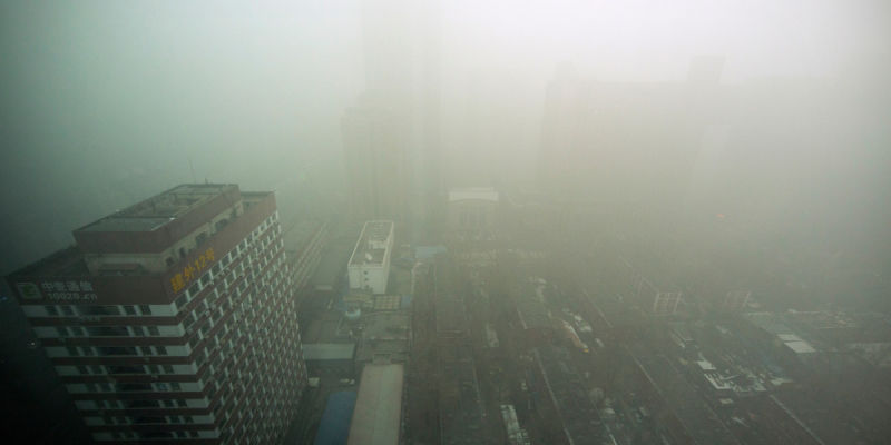 Canada Is Doing Quick Business Selling Bottled Air to China's Polluted Cities