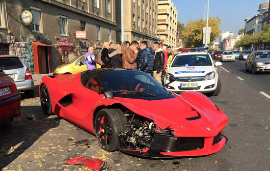 LaFerrari is stuk