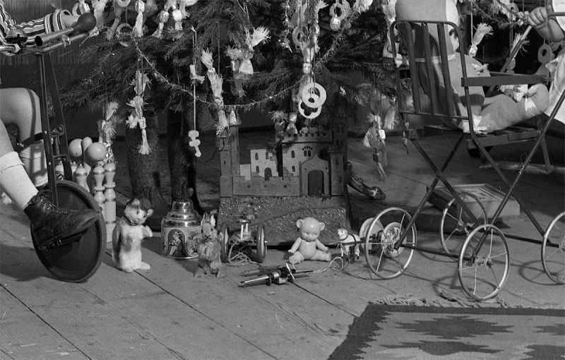 A Brief Pictorial Account of What Children Got for Christmas Decades Ago