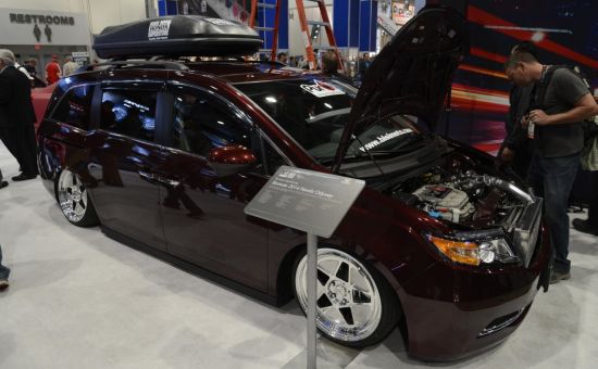 Bisimoto Honda Odyssey Power Van @ SEMA 2013