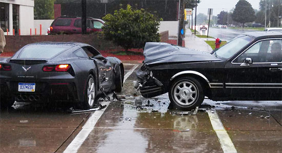 Corvette C7 Stingray crash